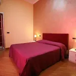 Diamond 3* Naples