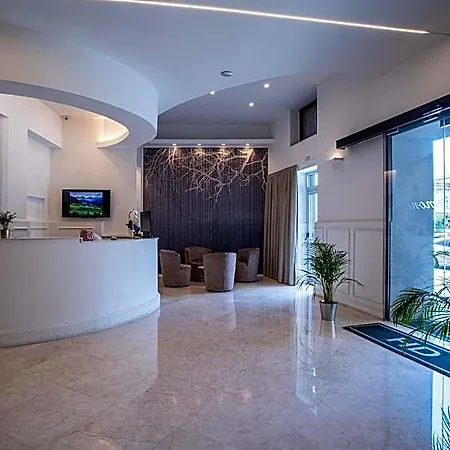 Diamond Hotel
