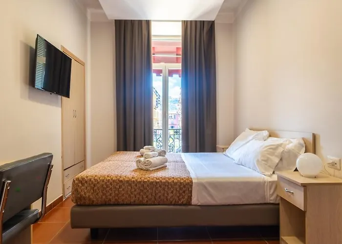 Diamond Ξενοδοχείο 3*