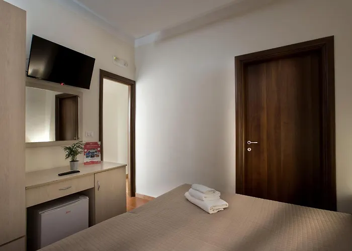 Diamond Ξενοδοχείο 3*